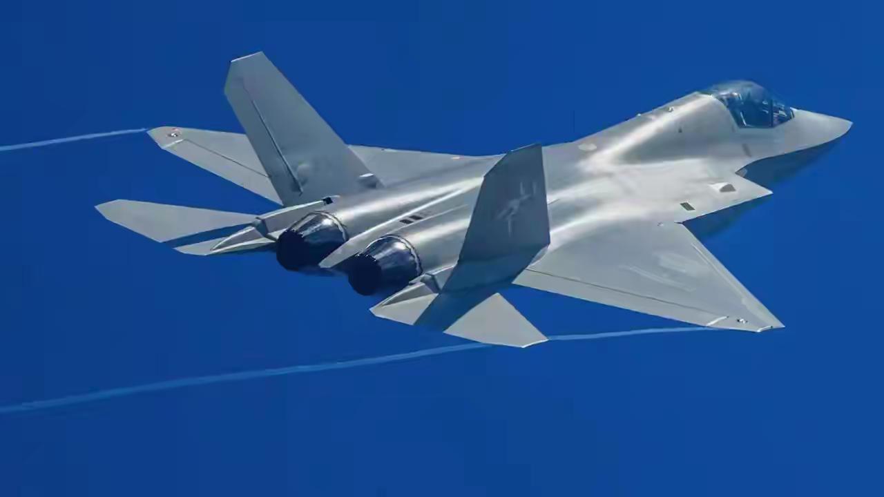西方这回算是彻底傻眼了！原本想借着扣留发动机，直接把中国的新舟700客机项目给掐