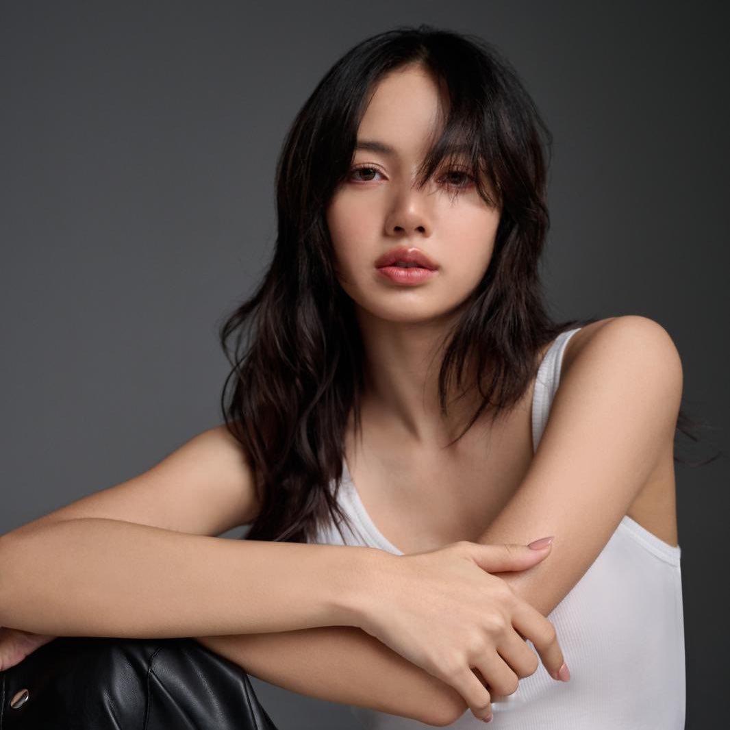 是这套的另一张哎闹木耶波！ ​​​
