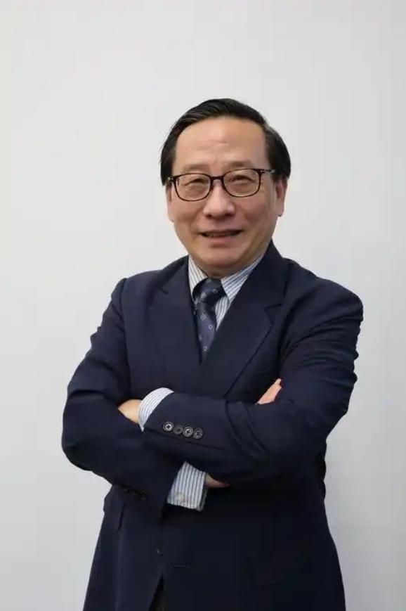 高志凯说一句话真的把我们点醒了，美国不交联合国会费之后，中国就成了缴纳会费的第一