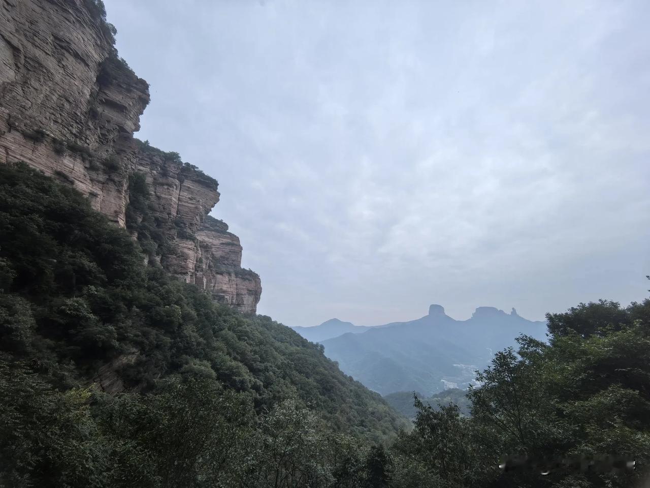  #华为摄影爱好者# #手机里的景# #手机摄影看风景#