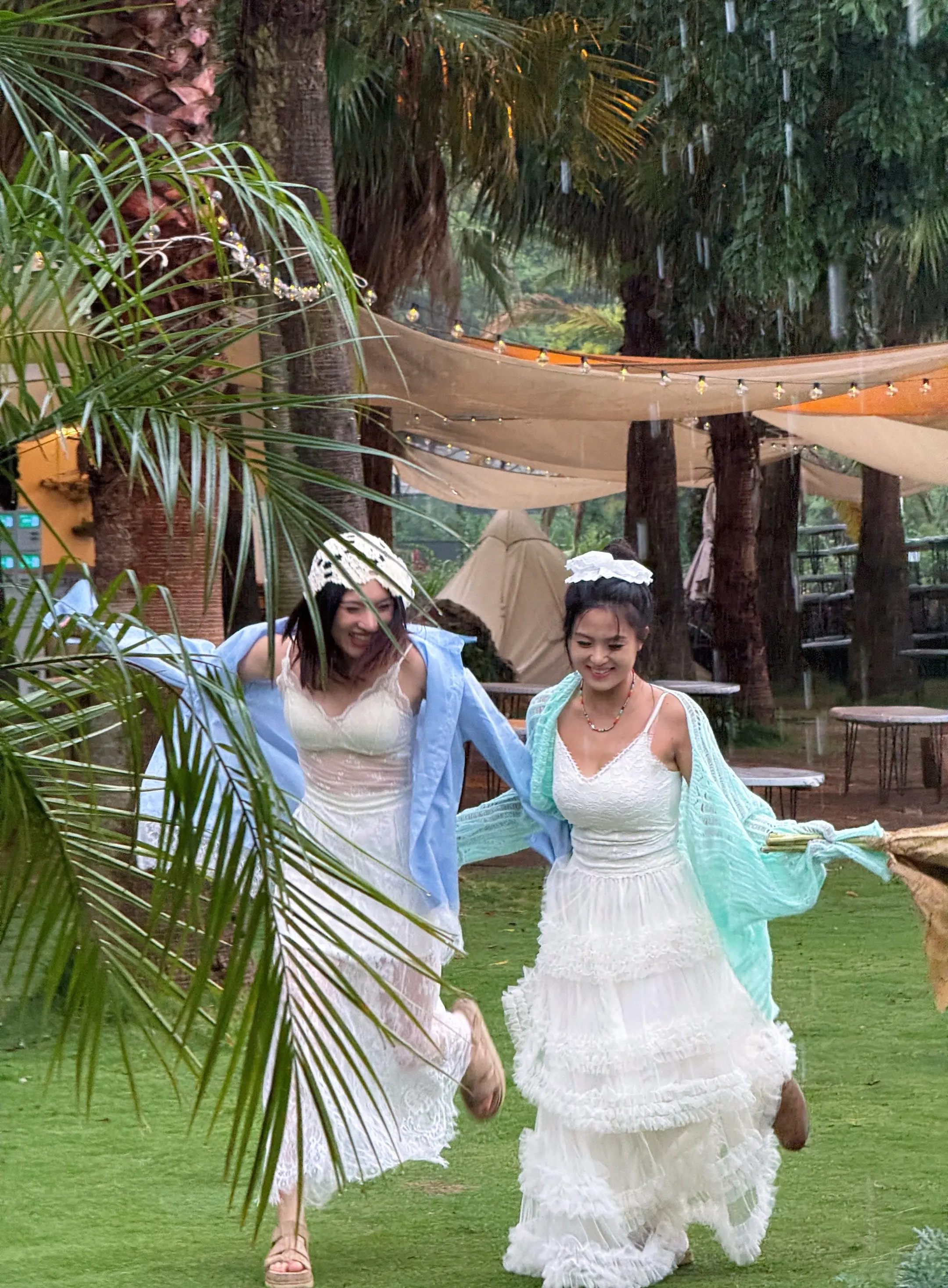 我带你逃跑吧 有多远跑多远 希望你自由