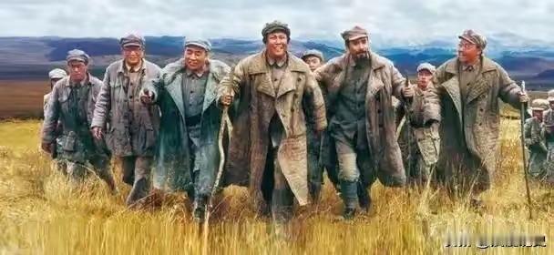 晚年回忆长征时，周总理曾说过一句掏心窝的话：“别人一致通过要打打鼓新场，但毛主席