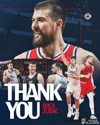 快船主场泪目一幕！全场起立致敬祖巴茨，伊维察这家伙用一记暴扣把克利夫兰骑士的铁桶