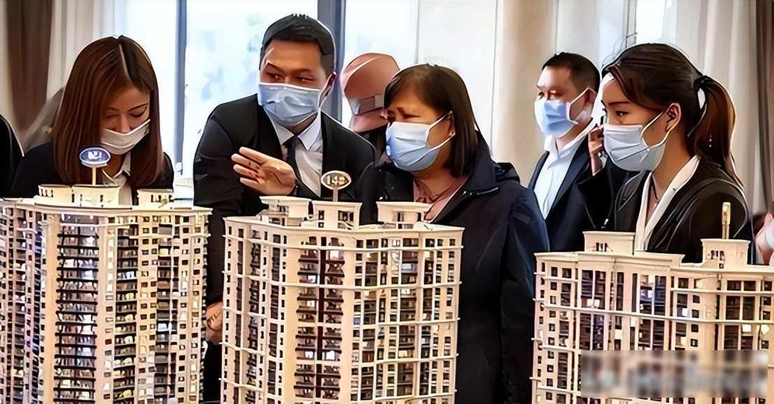 马云预言成真？2026年，手握存款的人，或将面临三大挑战
老张存了半辈子钱，房子