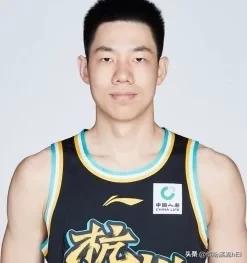 北汽引进朱俊龙的天大原因曝光，北汽剑指夺冠
 
很多球迷误以为北汽想要引进朱俊龙