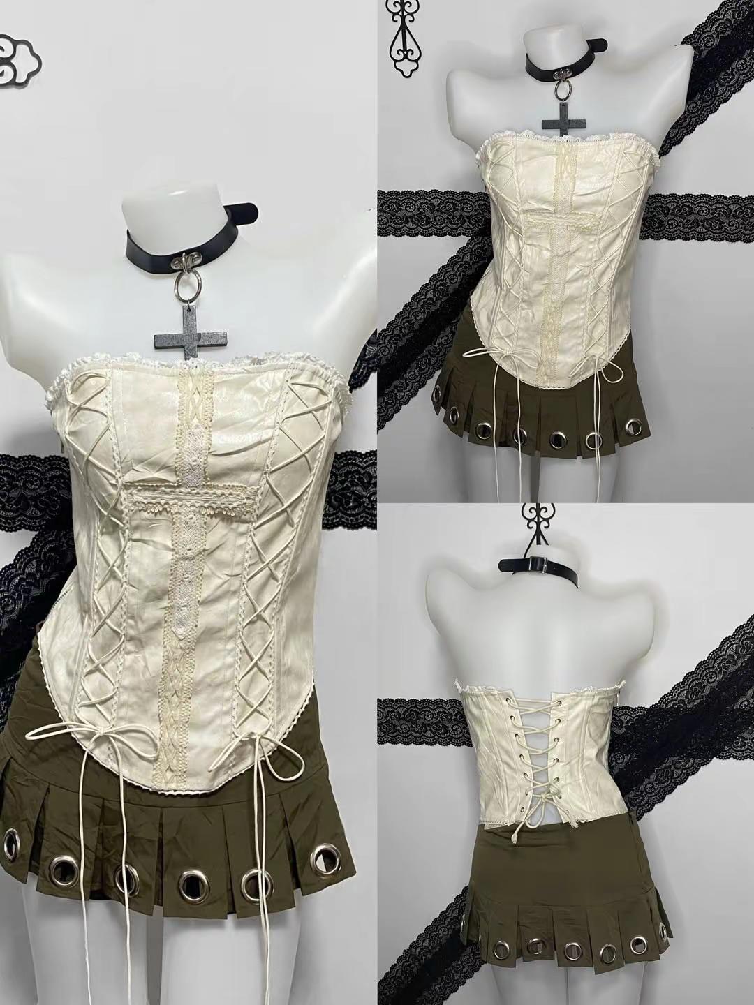 暗黑穿搭 亚文化穿搭 轻亚穿搭 视觉系ootd 超会穿企划