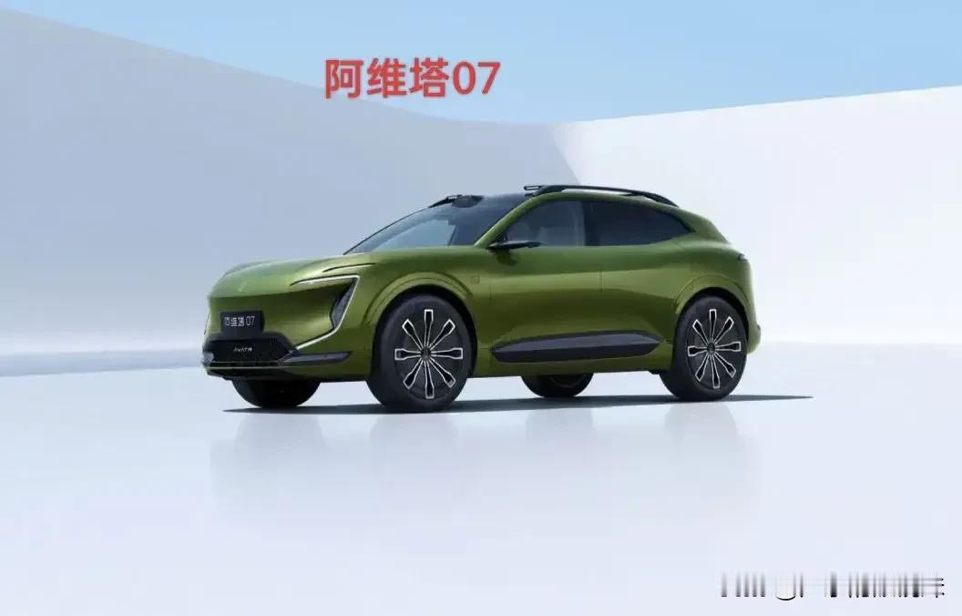 马斯克震惊！李想想不明白！就连雷军和李小鹏也不明白！一夜之间车市又变天了，9月2