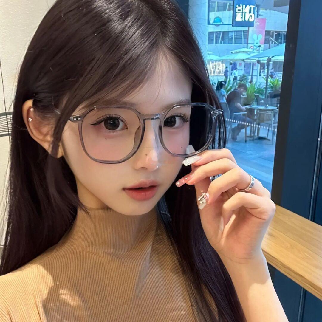 看起来很聪明的♡(  ̳• · • ̳)