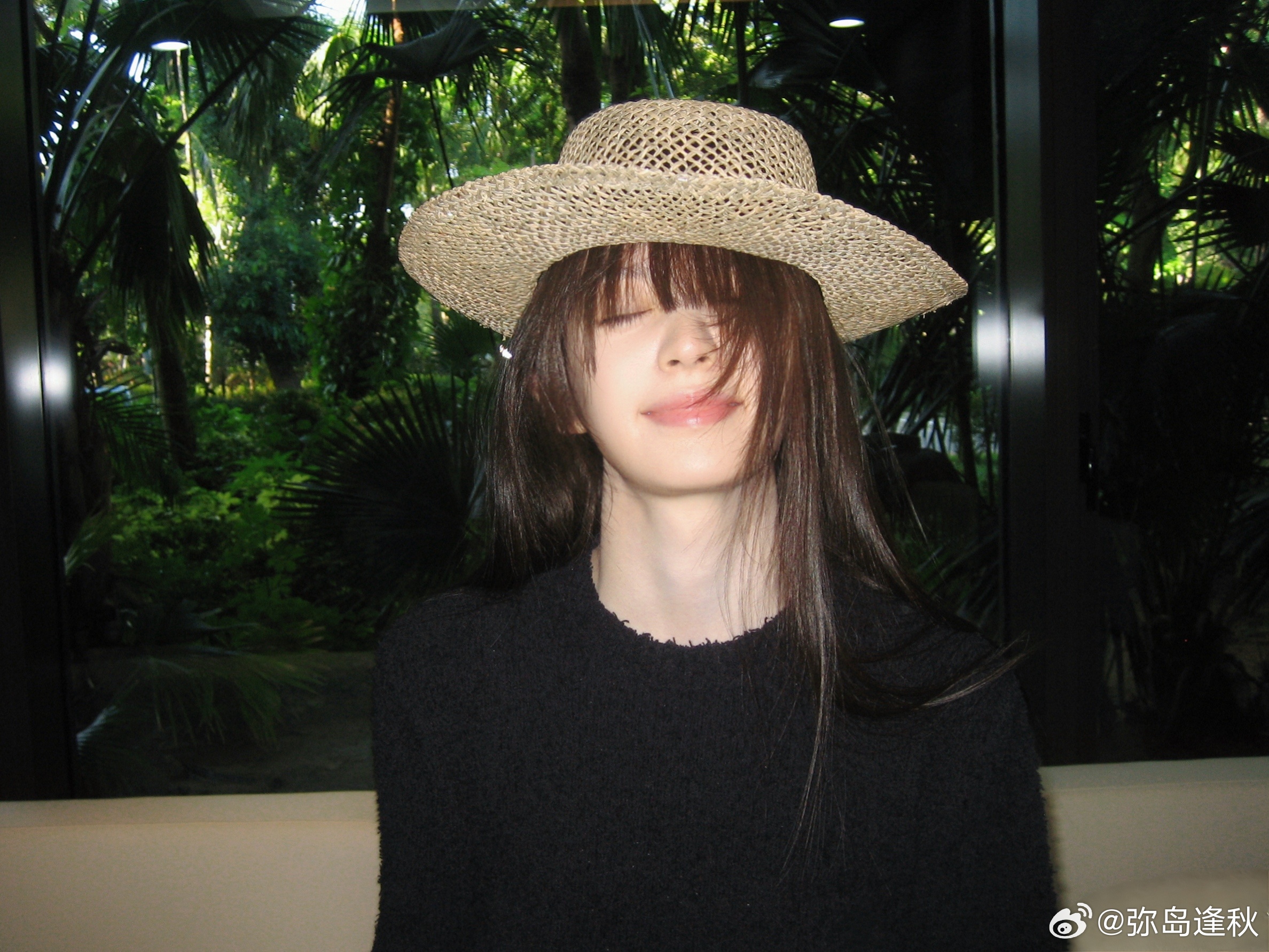 田曦薇半熟男女 txw田曦薇何知南 “我对你的爱就像百合花的花语一样，纯洁而伟大