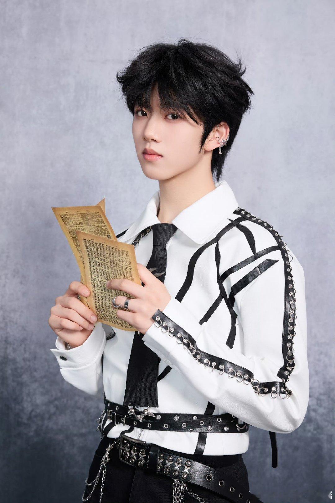 浙江卫视官博关注张函瑞浙江卫视官方关注张函瑞浙江卫视官号关注了张函瑞，四代仅关注