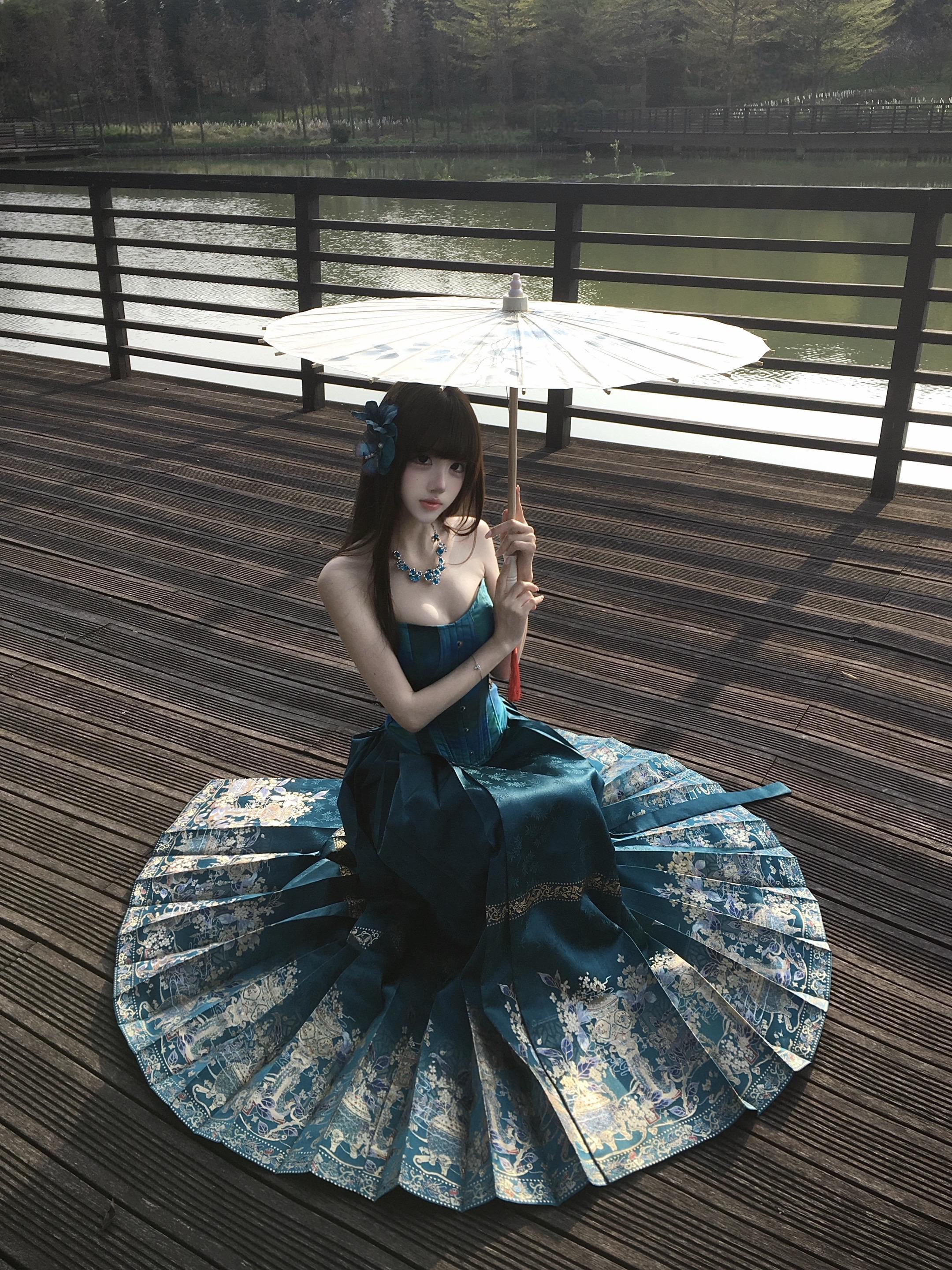 你想名扬天下还是与我隐居山林