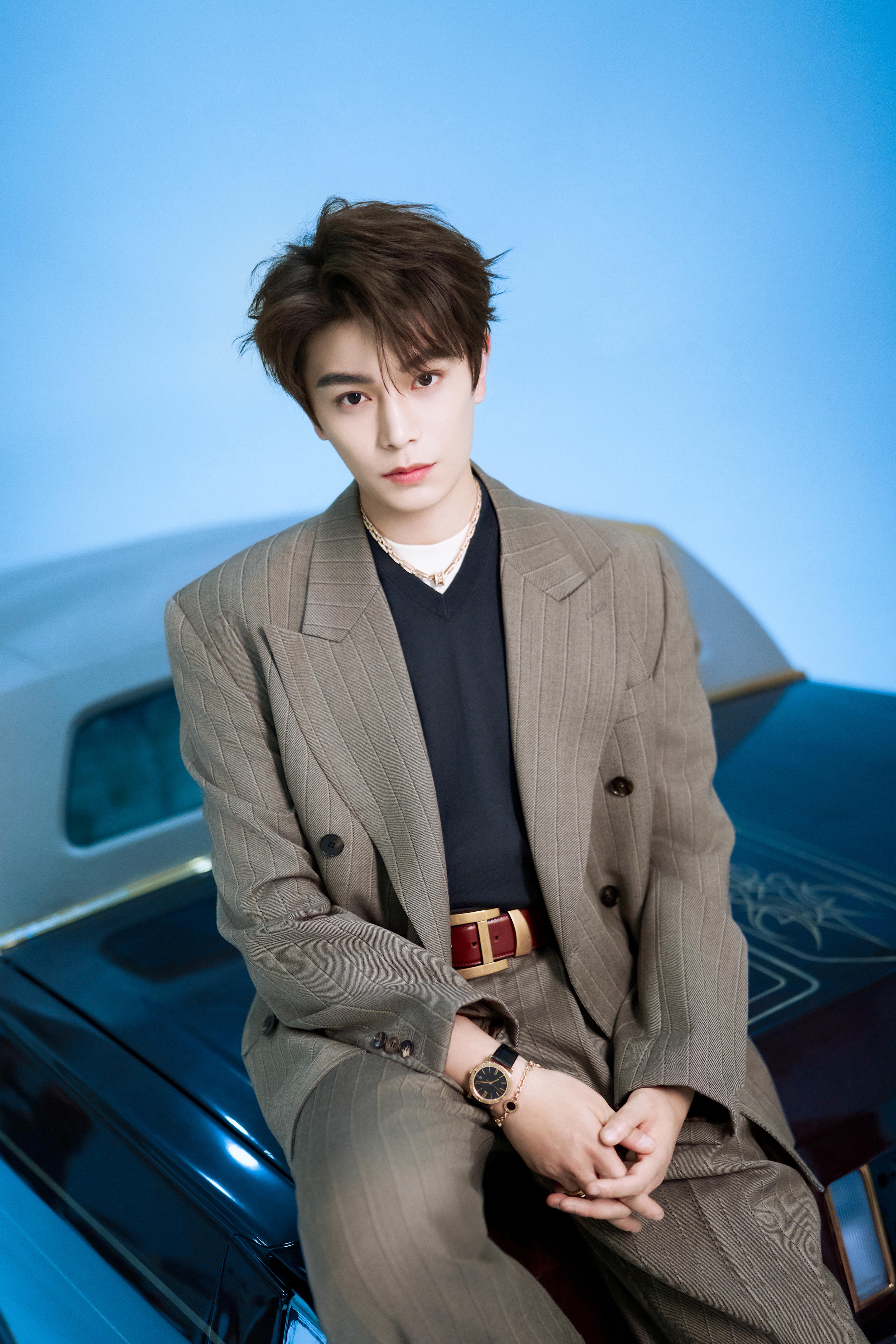 只知道丁禹兮今天造型超帅期待丁禹兮