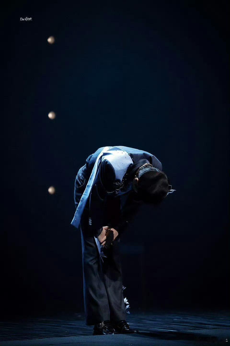 王俊凯一人演三角，这个王俊凯完全就是天才演员来的！ 