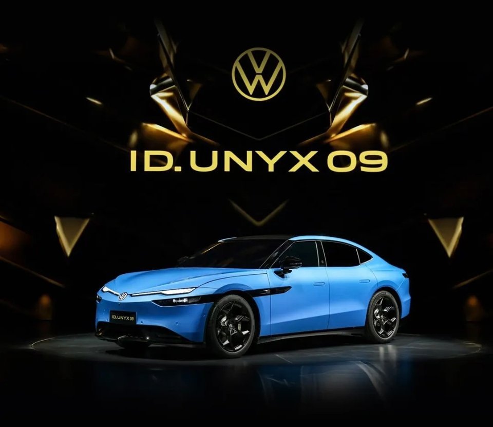 安徽大众的与众09！所有的B级纯电轿车，首先要过小米SU7这一关。与众09能有多