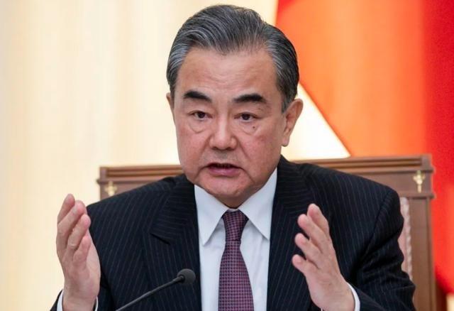巴铁称“可能再揍 印度 ”，第二天，印方就开始对中国掏心窝子了！印度想切断 巴基