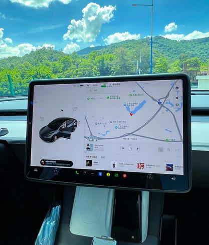 南京突发导航大瘫痪，官方回应是卫星信号受“临时干扰压制”。

这轻描淡写的七个字