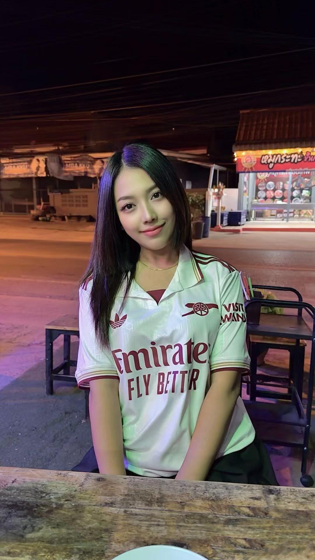 梅开二度的赖斯也毫无悬念地拿下了全场最佳，他说道：“感觉不可思议，这是我在英超首