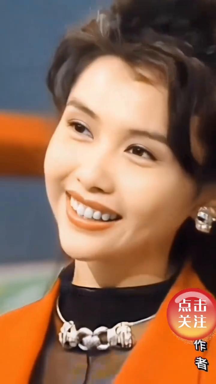 港台最美女明星。
李嘉欣、翁虹、张敏、叶子楣、王祖贤、杨紫琼、舒淇、叶董、吴倩莲