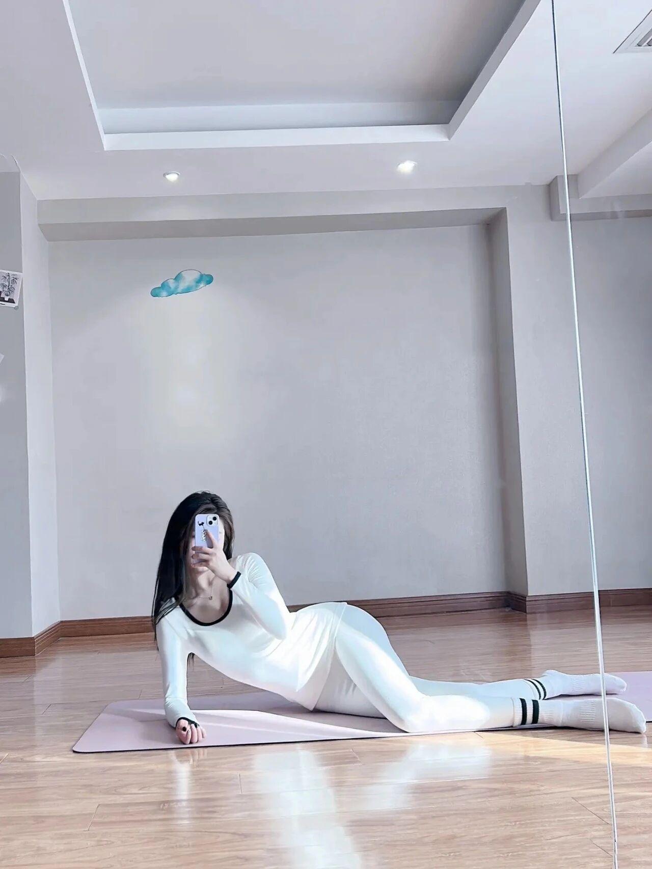 岁寒，时深，加衣，勿病”“岁寒，时深，加衣，勿病”“岁寒，时深，添衣，勿念” 秋