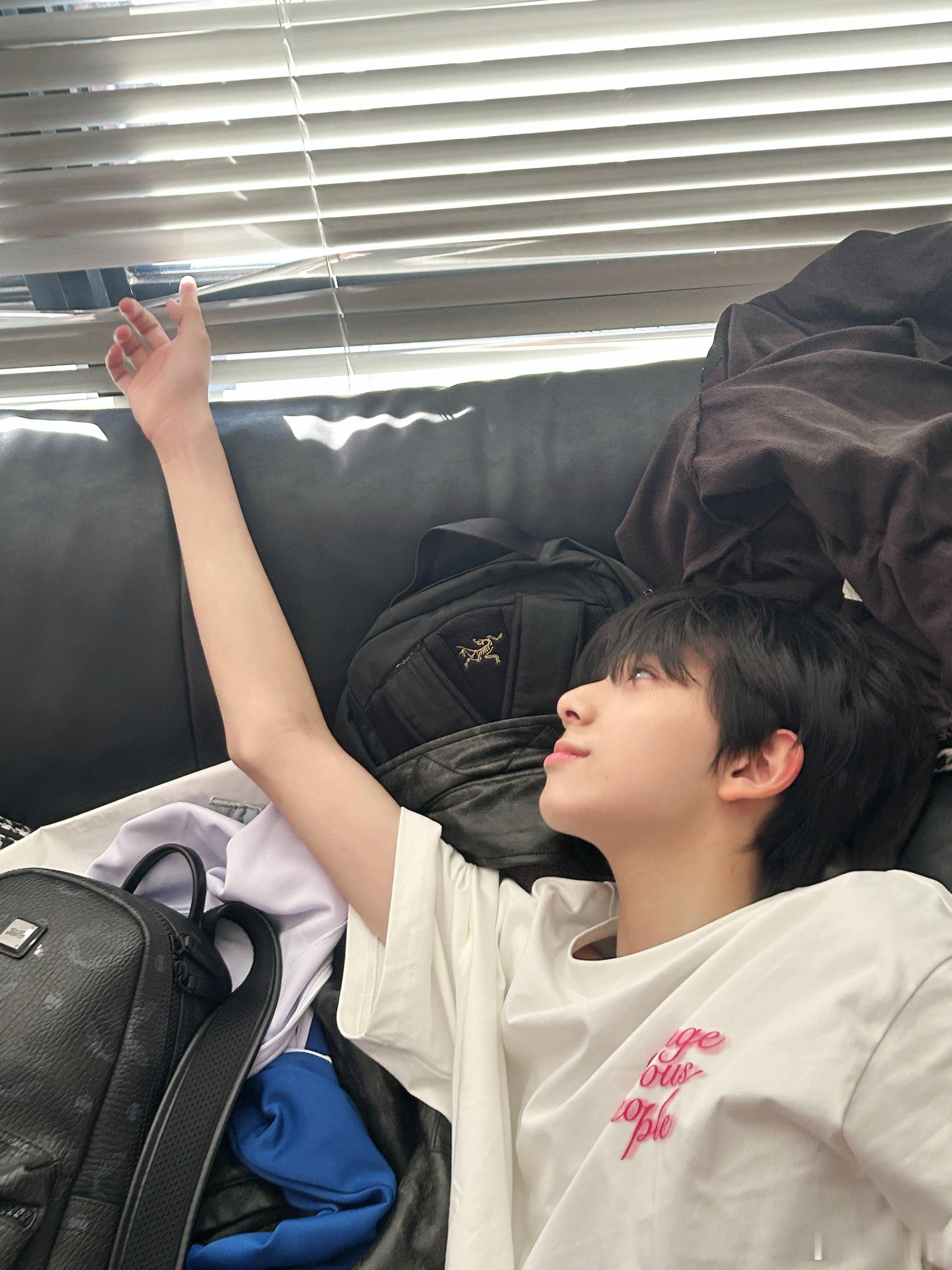 陈浚铭[超话] 🎸陈浚铭 扬帆起航共赴梦想 🎸陈浚铭 四代人气top IP同