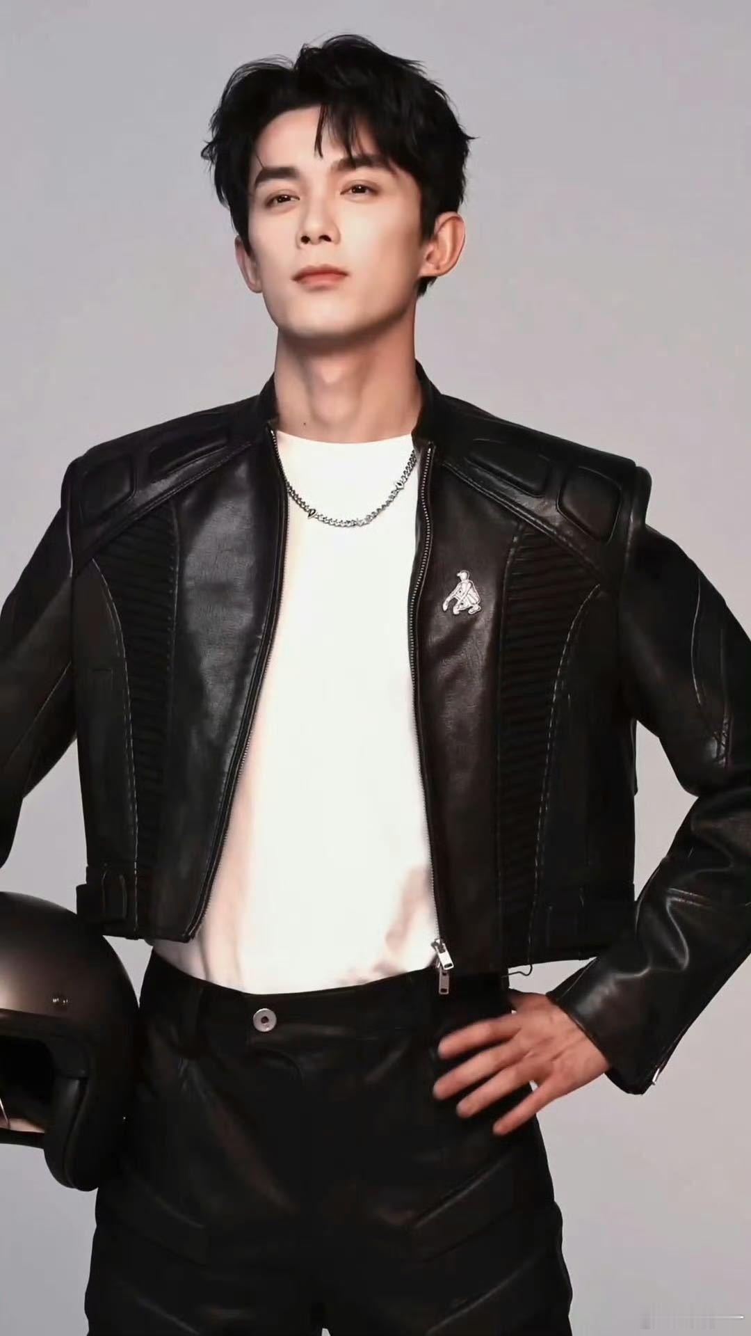 粉吴磊真的很爽，接连官宣三个代言，好消息不断。自身实力硬国民度高，前段时间是有些