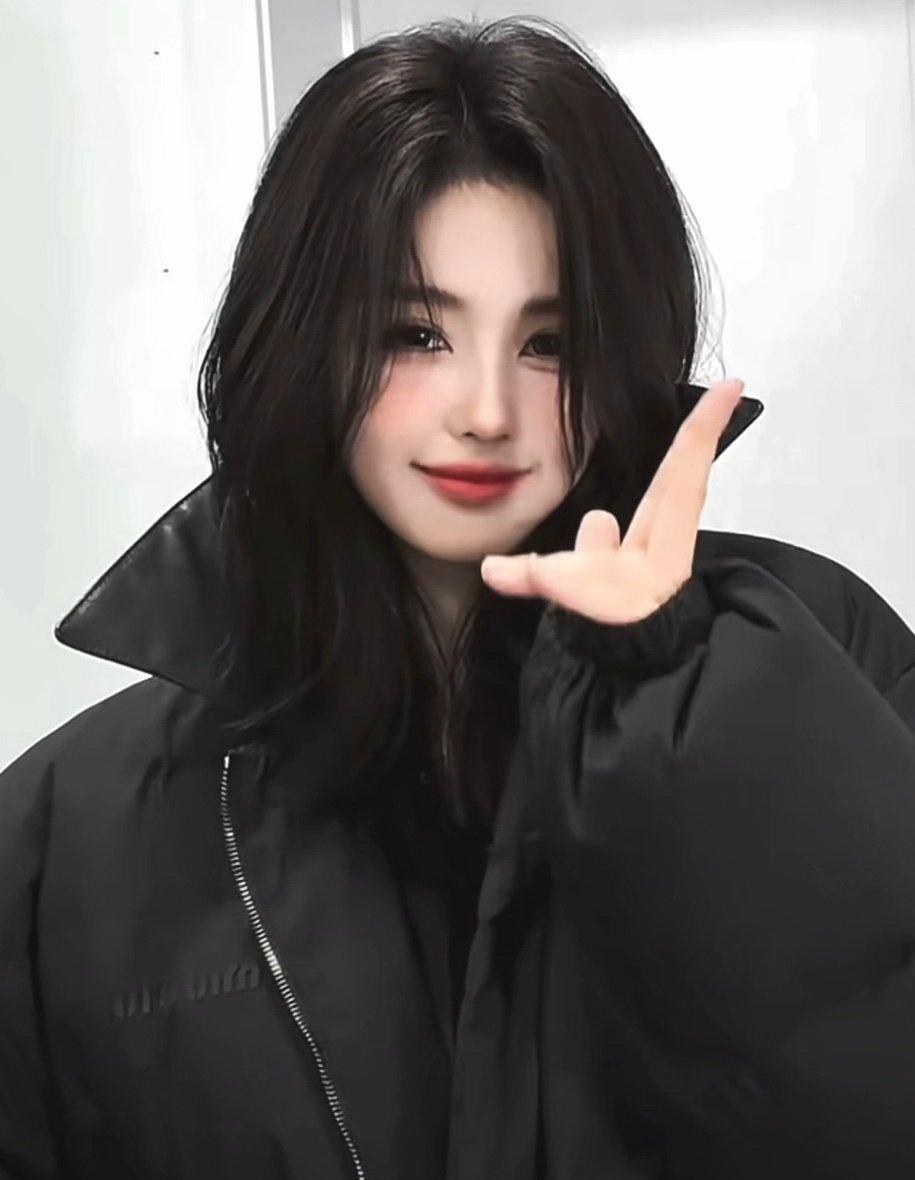 白鹿🦌白鹿唐宫奇案之青雾风鸣 🦌白鹿衡门有狐 

耳机里播放你的成名路.𝐘