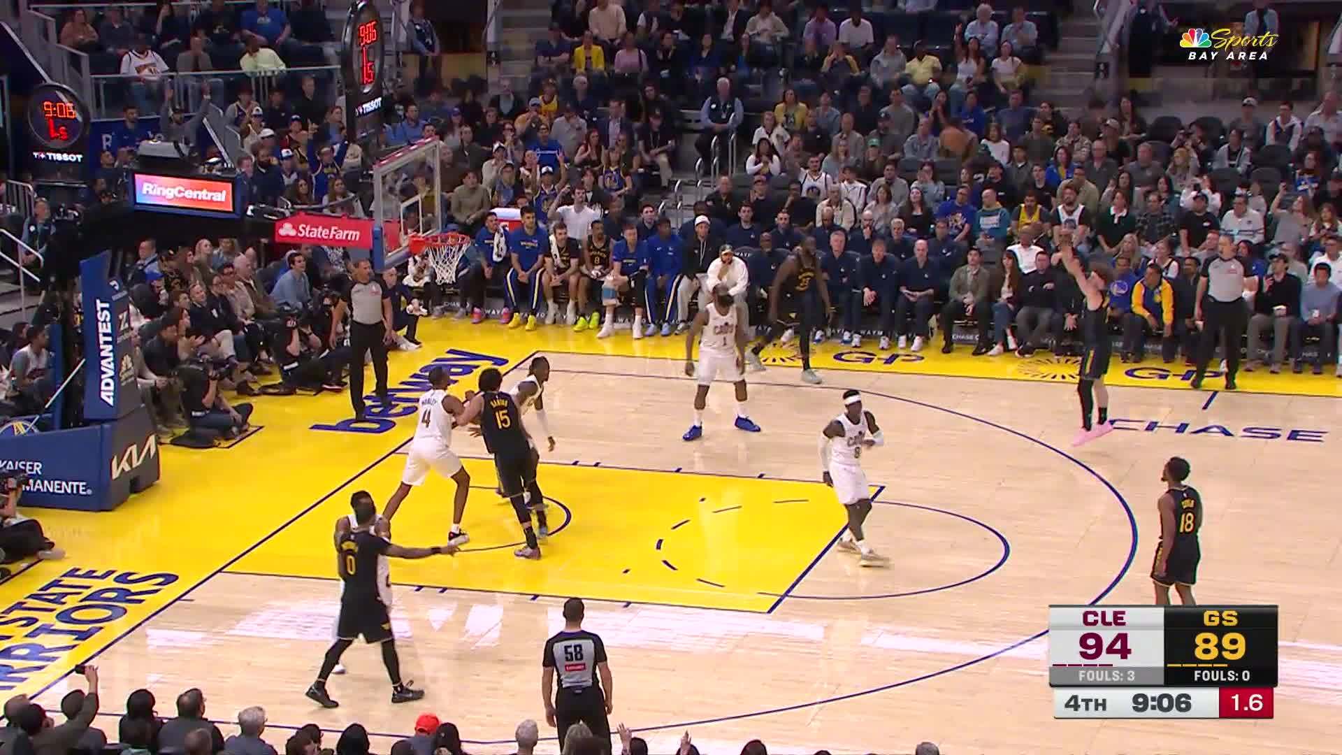 波齐姆斯基侧翼三分👌勇士93:94骑士。骑士vs勇士