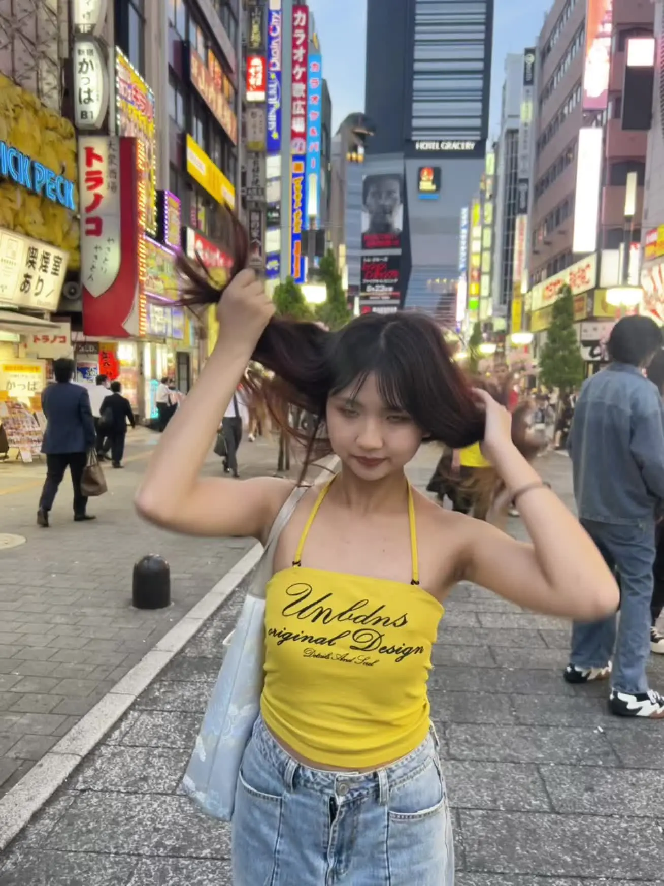 熬夜旅游困困嘟 东京拍照真好看哟