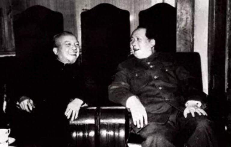 1955年李济深卖掉自家房产筹集资金，毛主席立刻下令加薪和秘密拨款，背后有什么故