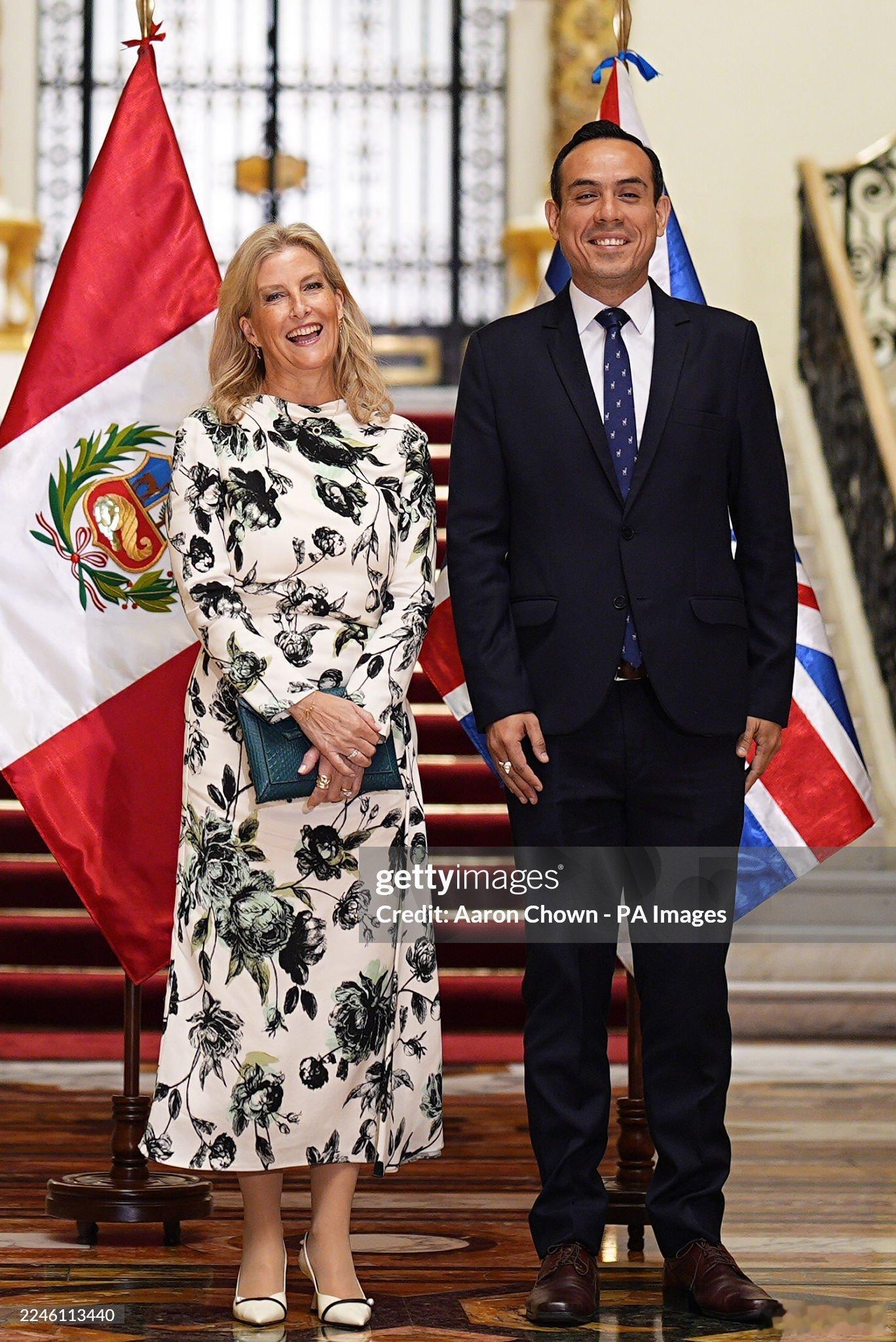 🇬🇧11月14日，秘鲁总统何塞·耶里会见爱丁堡公爵夫人索菲。