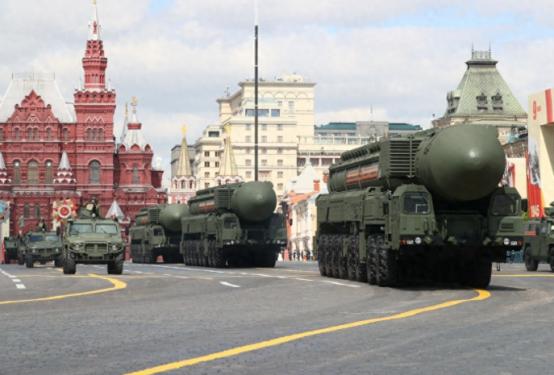 2026年俄罗斯红场胜利日阅兵，居然连装备方队都没有了！俄国防部早在4月28号就