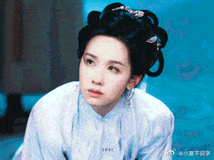 大力女子陈都灵陈都灵不光头脑聪明，力气也很大，这才是女主角应有的气场！ ​​​