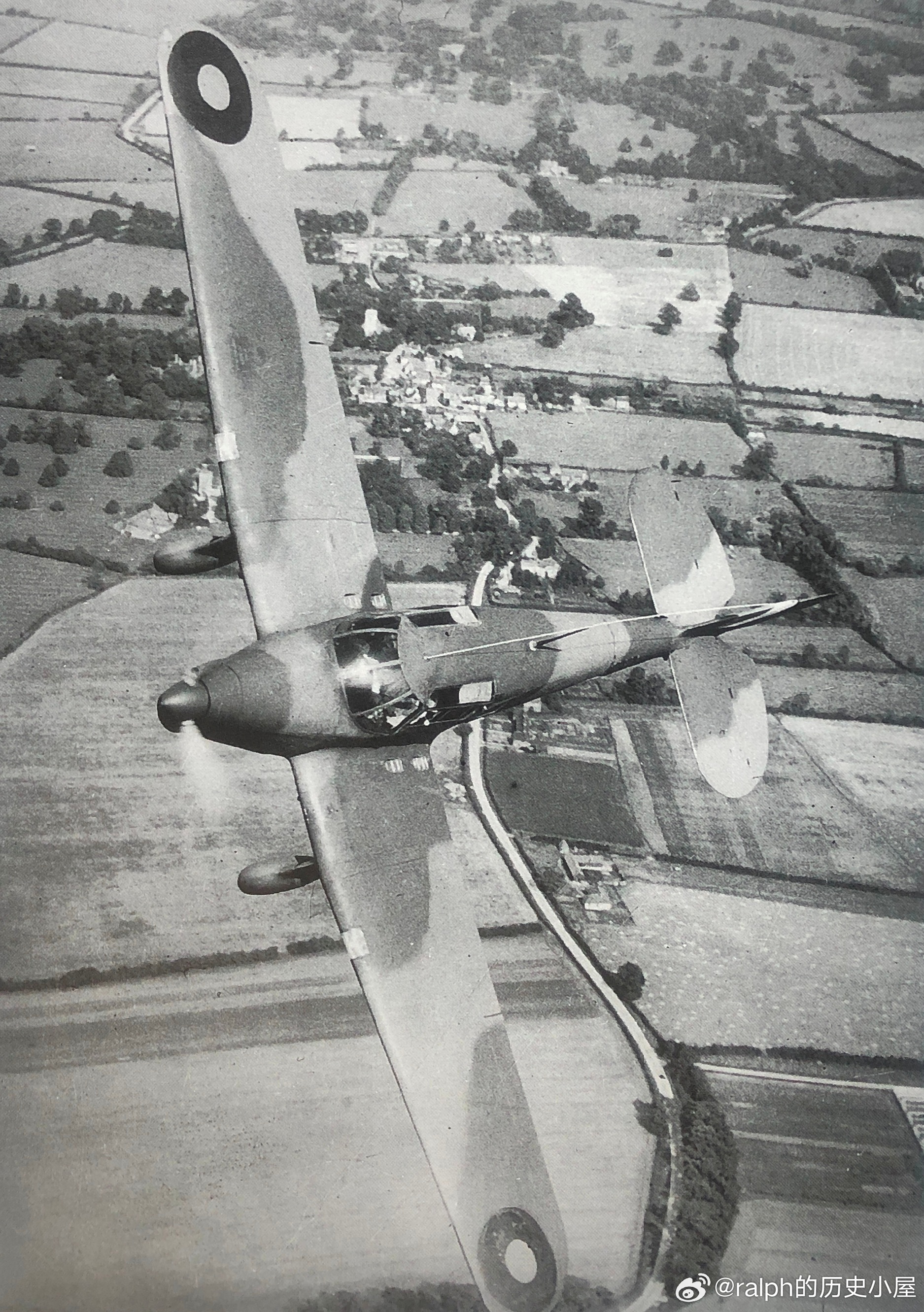 英国皇家空军轰炸机司令部使用Percival Proctor作为通讯飞机。该公司