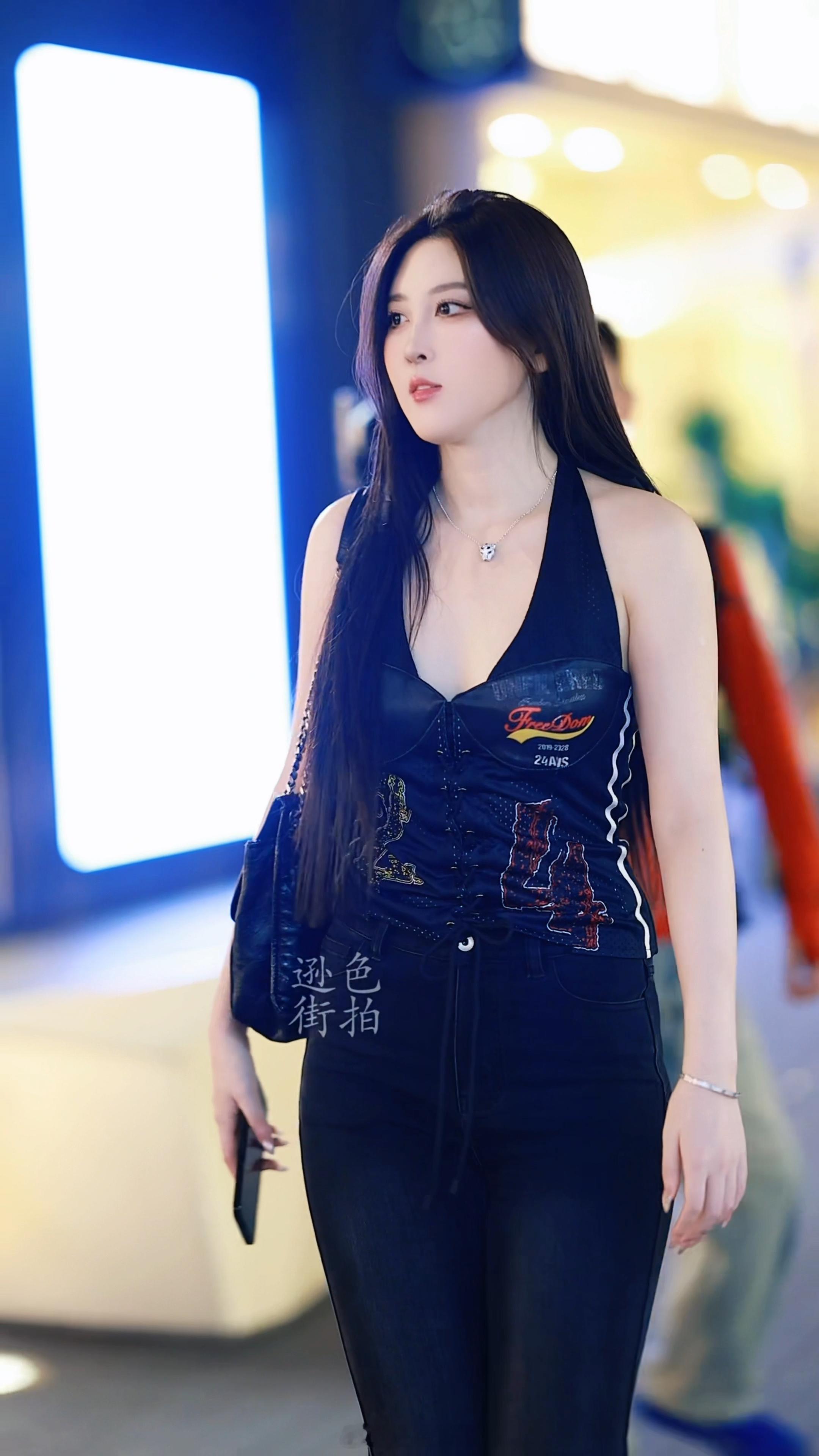 【成都街拍】晚安🌙🌙🌙丨摄影拍照每日穿搭 ​​​