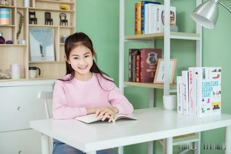 印度一男子
飞机上性侵未遂
被判处有期徒刑21个月
印度一34岁男子伊纳姆达尔