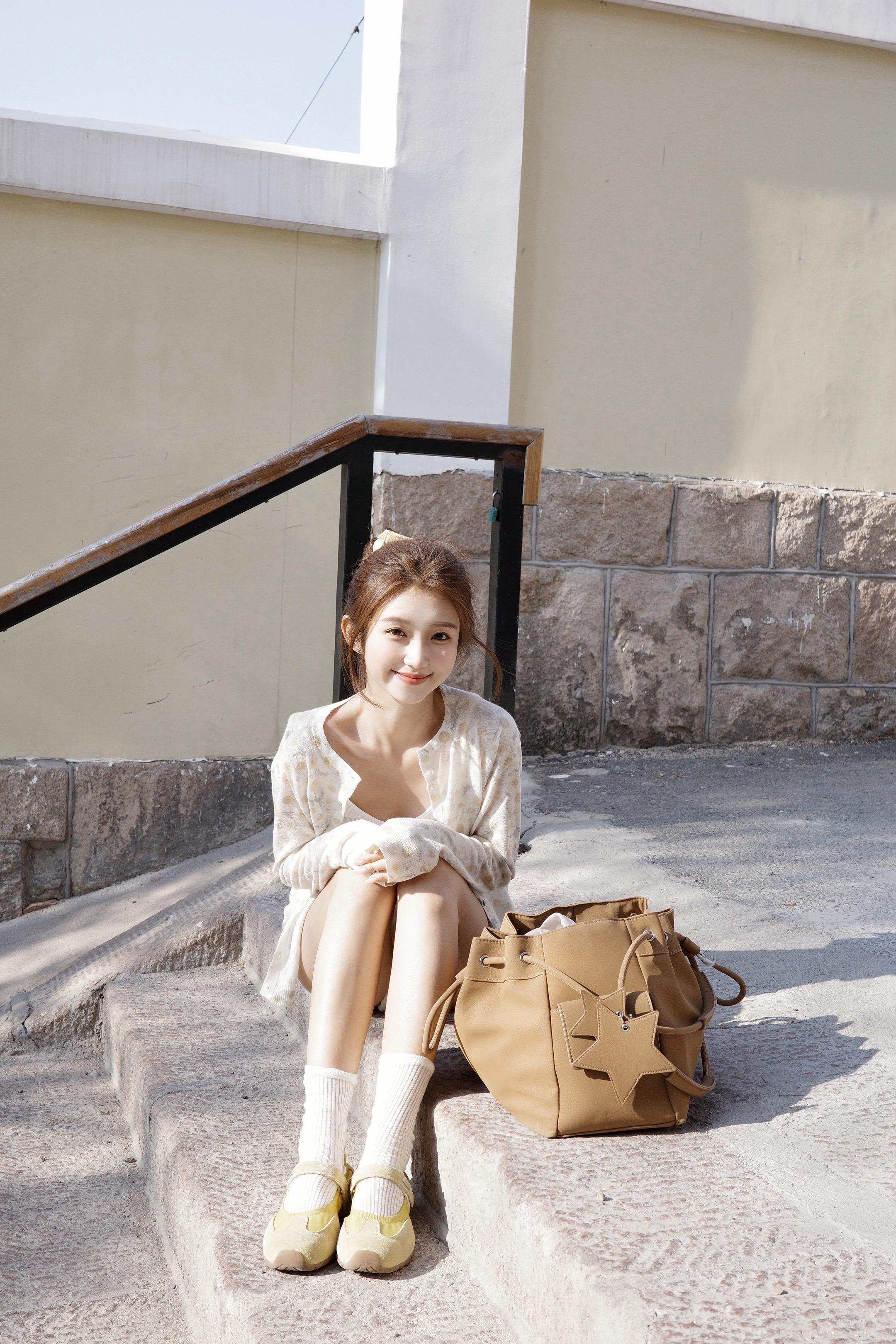 路过了学校花店。青岛和理光真的绝配hh 每一组我都很喜欢