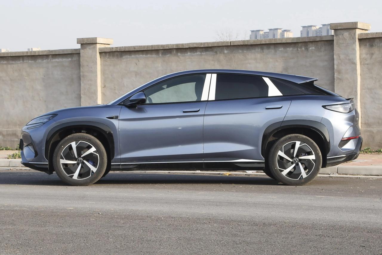 香港地区消费者买私家车爱买什么品牌？有专业媒体做了统计，结果并不让人意外。来看一