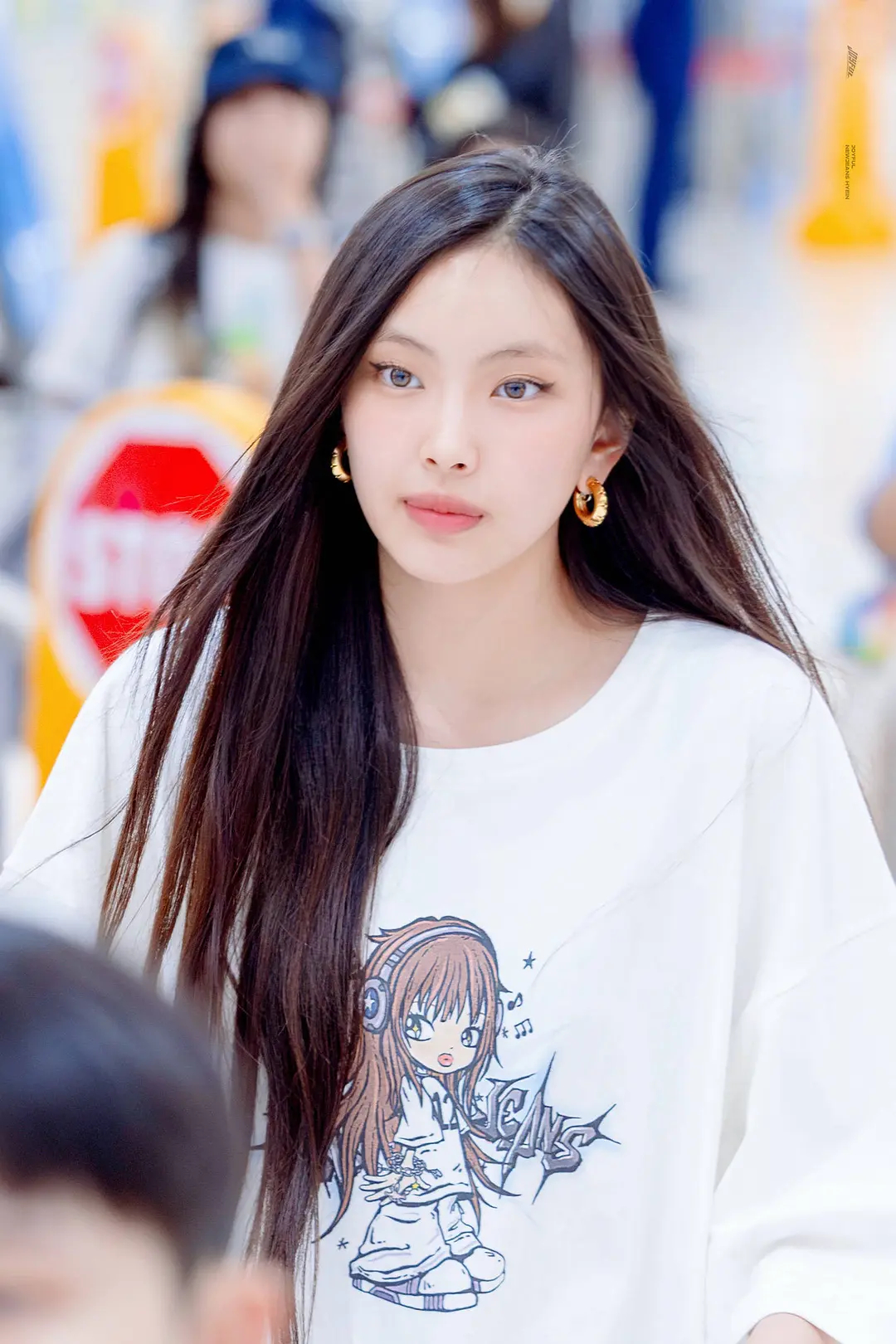 KPOP里的玉凤系爱豆好像都是团内的星味担当吧？ 