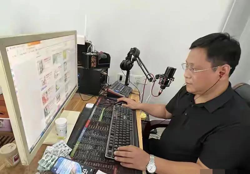 一男子46岁去应聘公司仓管员，老板看他年龄太大就不想要。男子突然问了老板一个问题
