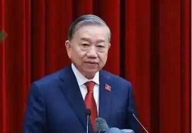 越南已自行从中国的经济巨轮上跳离了！多数人只道是广西挖了条河，却未意识到，越南端