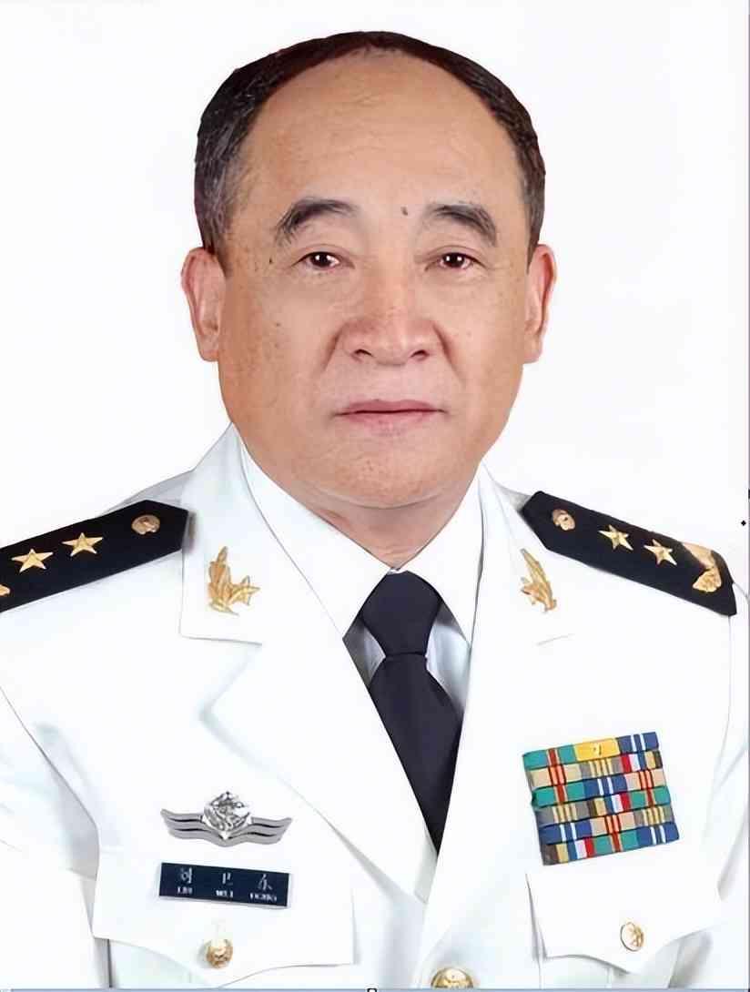 将门之后守海疆！开国上将刘震长子刘卫东，深耕海军政工数十年
 
刘卫东，海军中将