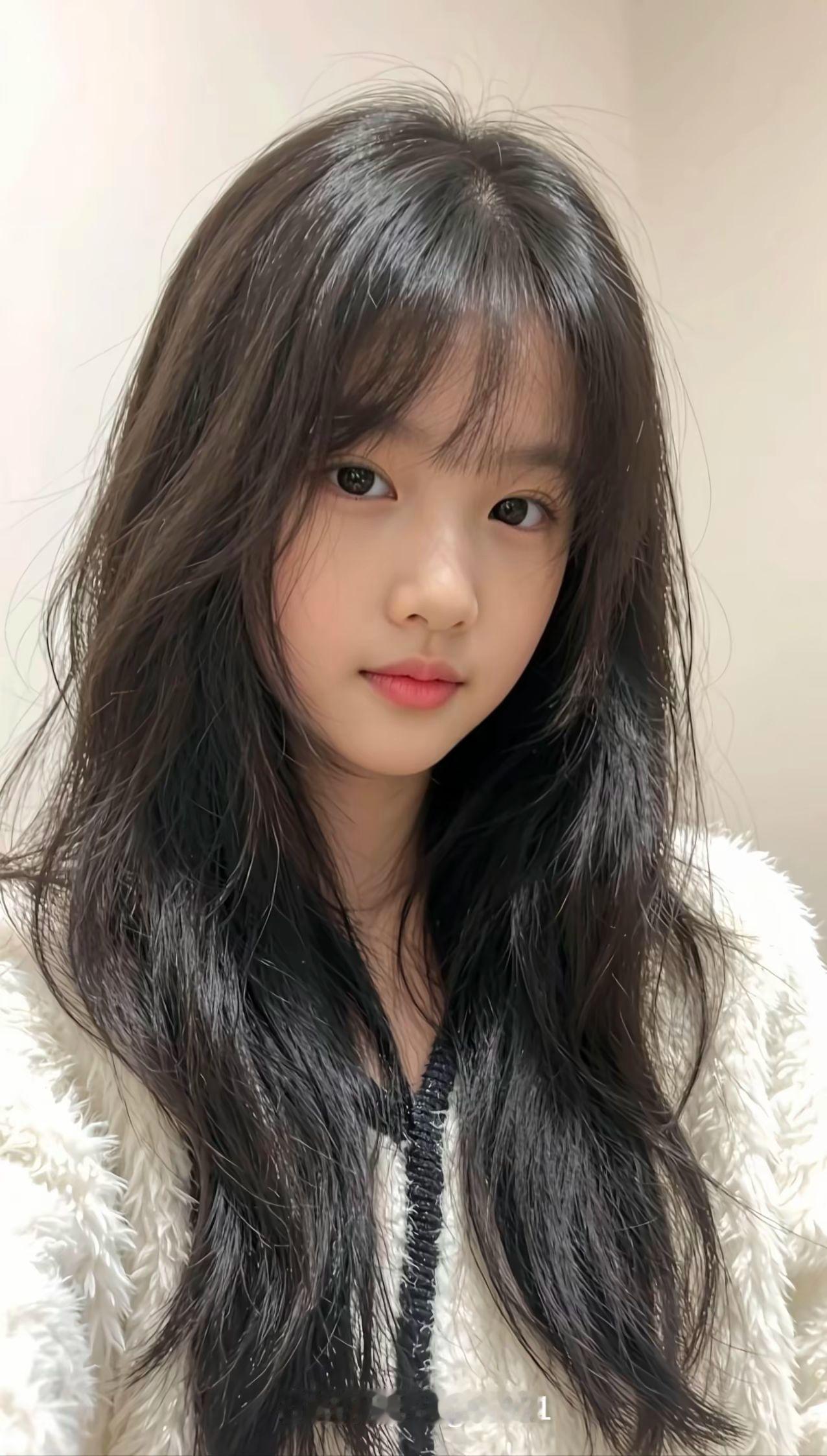 没人能抵挡甜妹的魅力 温柔卷发少女 甜妹发型 蓬松长发的温柔