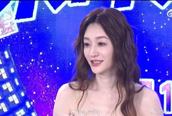 孙怡问李小冉坐公交车是不是免费孙怡问李小冉是不是坐公交车免费 孙怡问李小冉坐公交