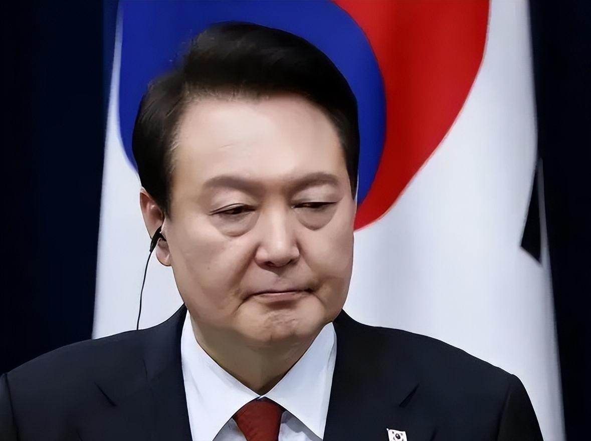 韩国政坛进行大地震！

5月28日，韩国前总统尹锡悦在涉及前国务总理韩德洙的内乱