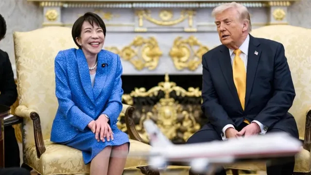 【一架专机降落东京，日本援兵已到，中方接下“战书”，封海4天】从美国回来后，日本