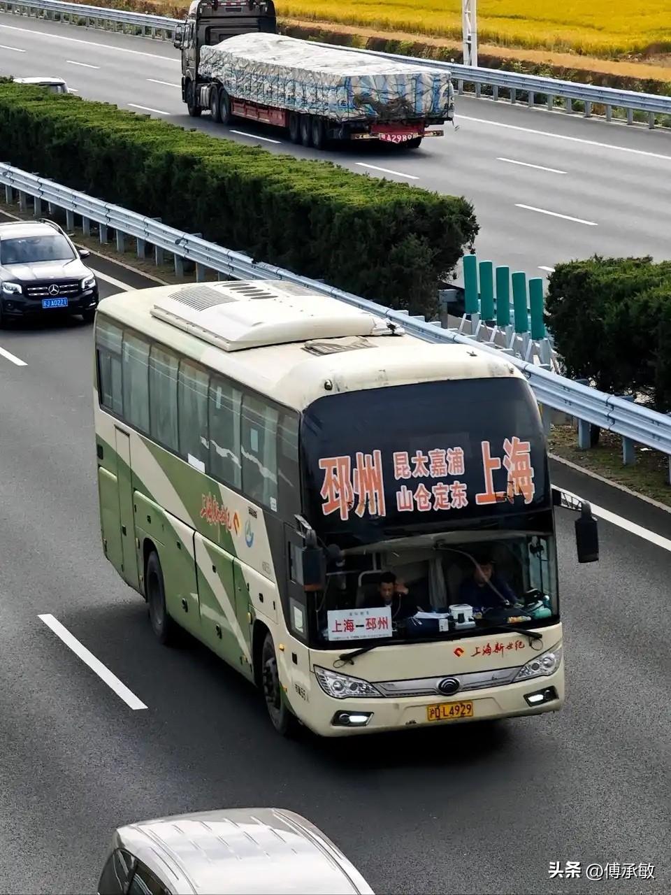 江苏 江苏徐州市邳州市曾经的省际长途线路，不知还有多少在跑？
上海—邳州
邳州—