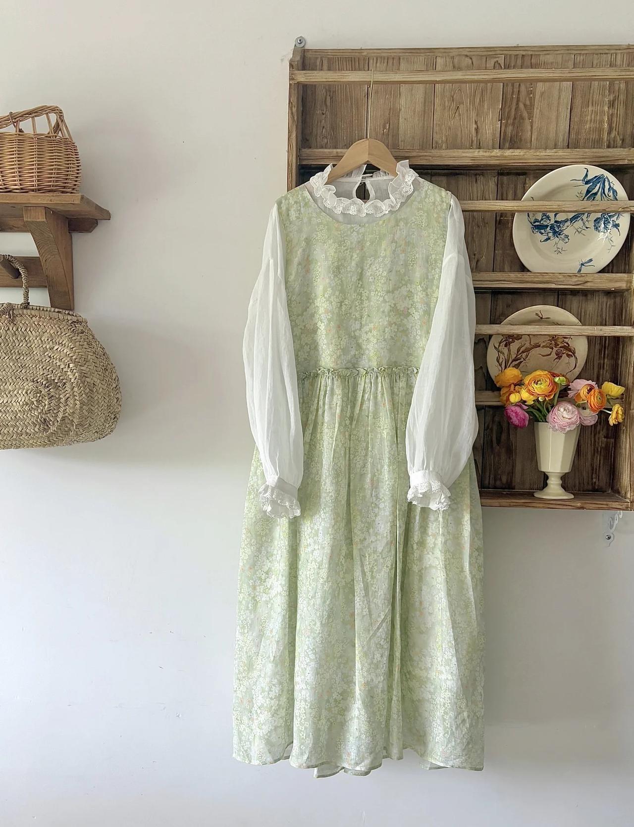 我很难用语言去形容它有多美丽🍃
咱也太会做衣服了吧
真的很美很美
	
不费力气