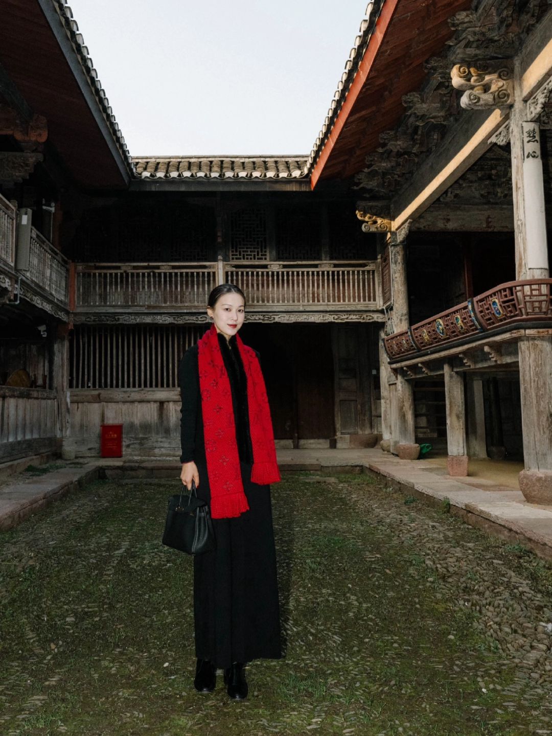 据《胡氏宗谱》载，大蔡胡氏宗祠建于清嘉庆十