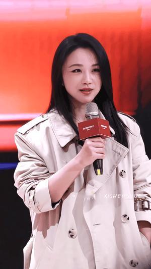 Burberry羊绒唇膏笔Burberry美妆求一键被传送到上海新乐路158-3