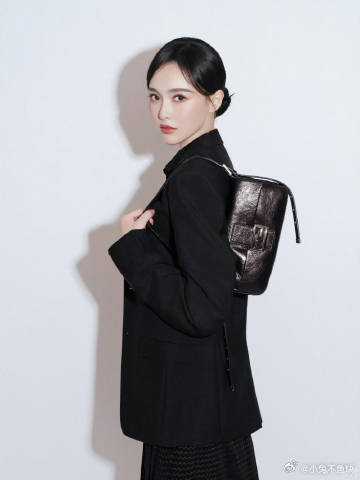 唐嫣新剧高智感唐嫣新剧好养眼 唐嫣全新现代剧塑造清醒大女主，高智商应对金融圈各类
